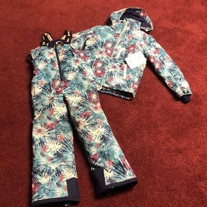 Kids matching snow suit (youth girls size 8)